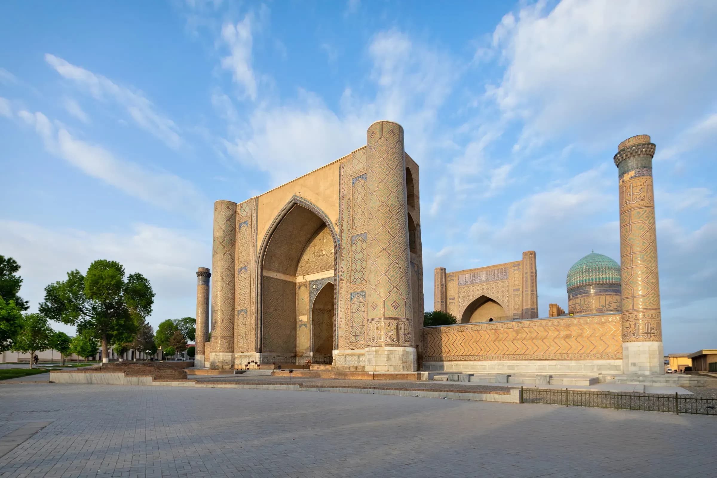 Bibi-Khanym Mosque