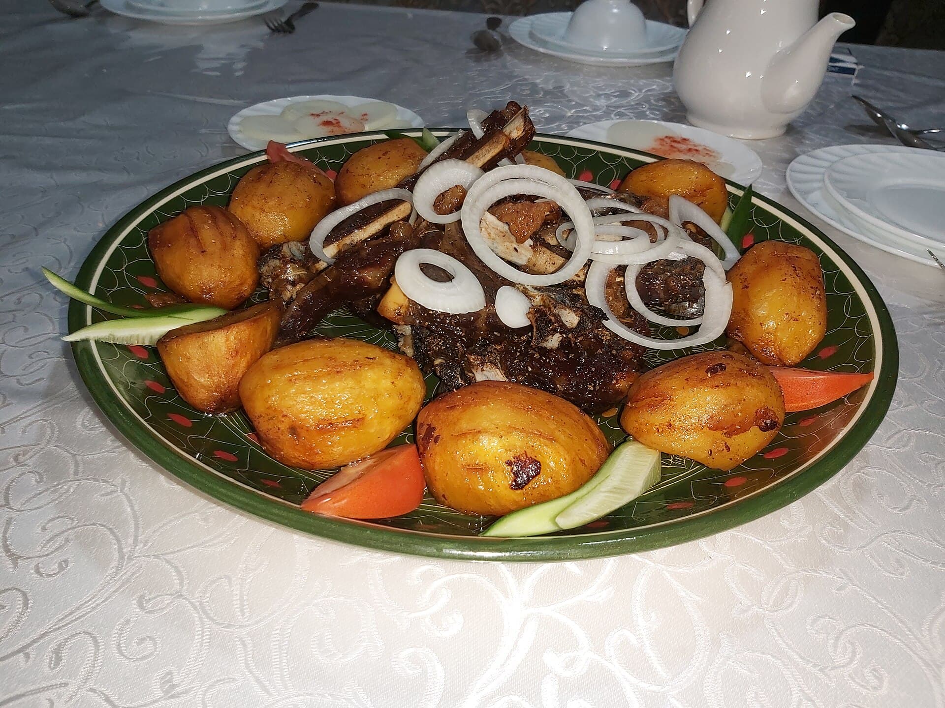 Kazan-kabob: fried lamb ribs with potatoes