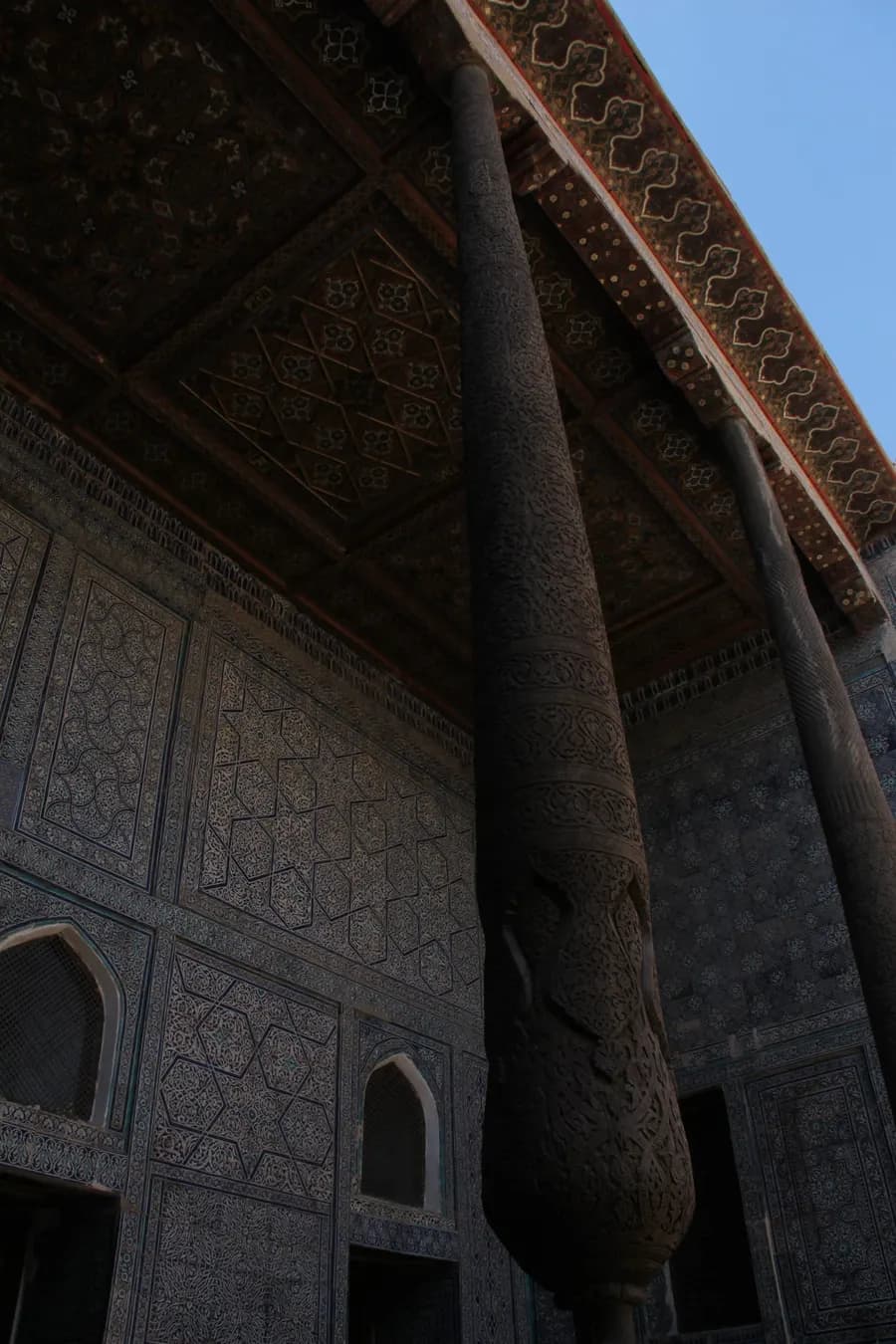 Palaces and museum rooms