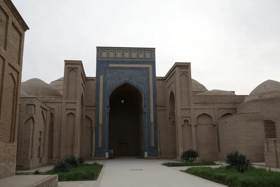 Sultan Saodat Complex